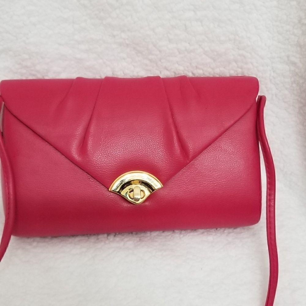 Pink Clutch - Picture 4 of 7